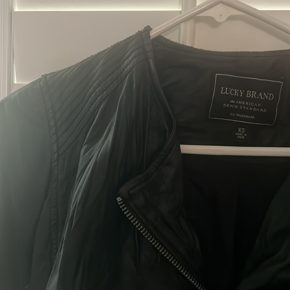 XSmall Lucky brand leather jacket. - Picture 6 of 7